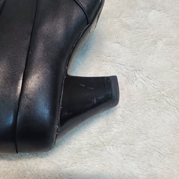 Clarks Black Leather Tige De Cuir Side Zipper Buckle Heeled Ankle Boots Shoe 8 M - Picture 2 of 12